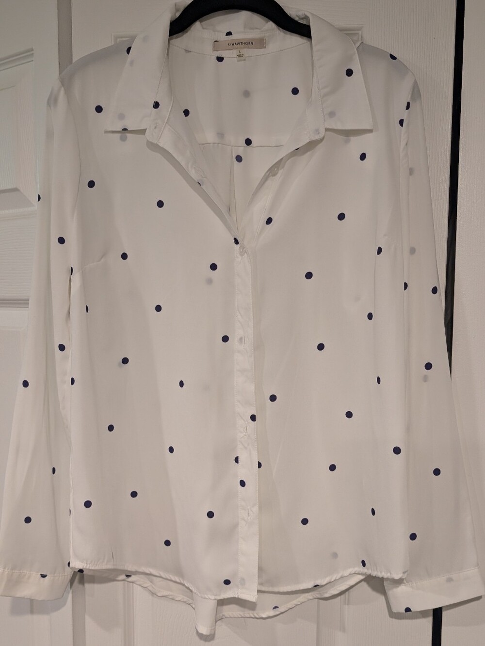 41 Hawthorn White Button-Down Shirt with Navy Polka Dots